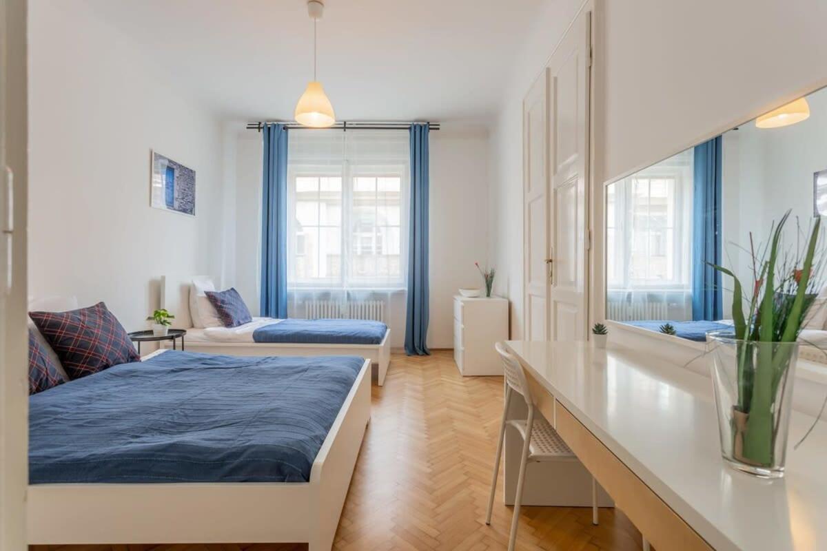 Home Away From Home In The Center Budapest Exterior foto